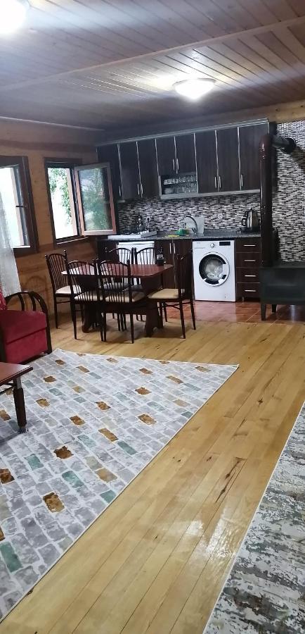 Villa Zafran อายเดอร์ ยายเลอเซอ ภายนอก รูปภาพ